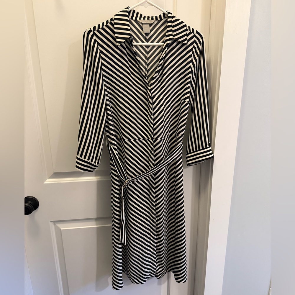 H&M Black and White Sheath Dress with Notched Collar
